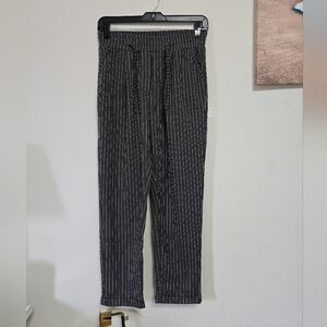Pullover Paperboy Black Striped Pants